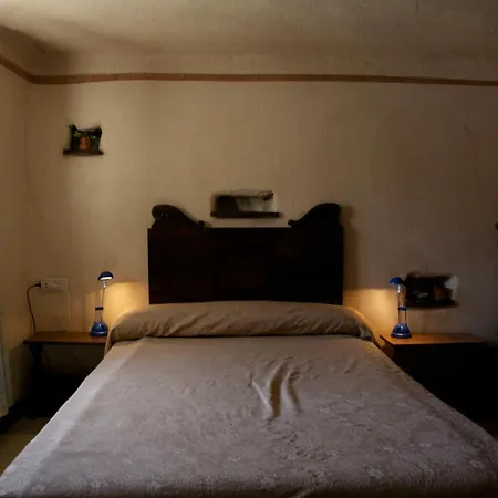 Casa Campo, Entre Jaca Y Anso 3*